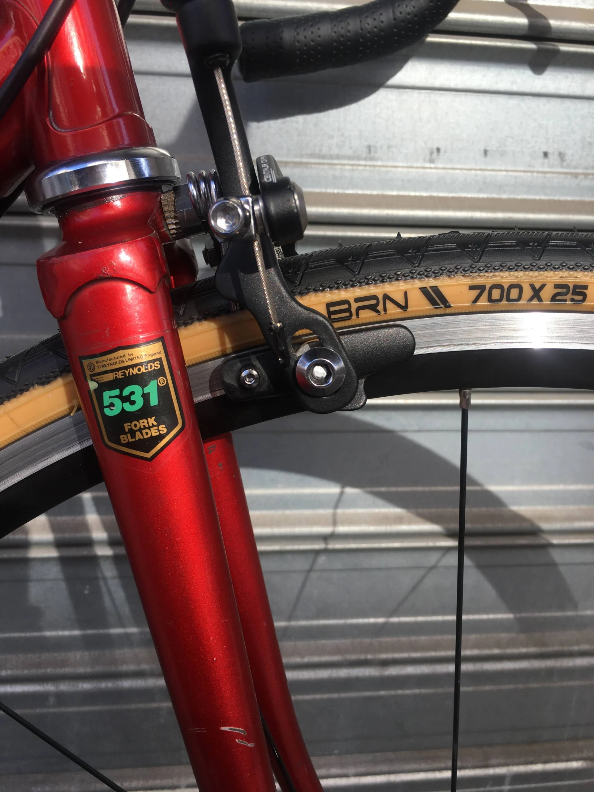 Gazelle restomod από Athens Custom Bicycles