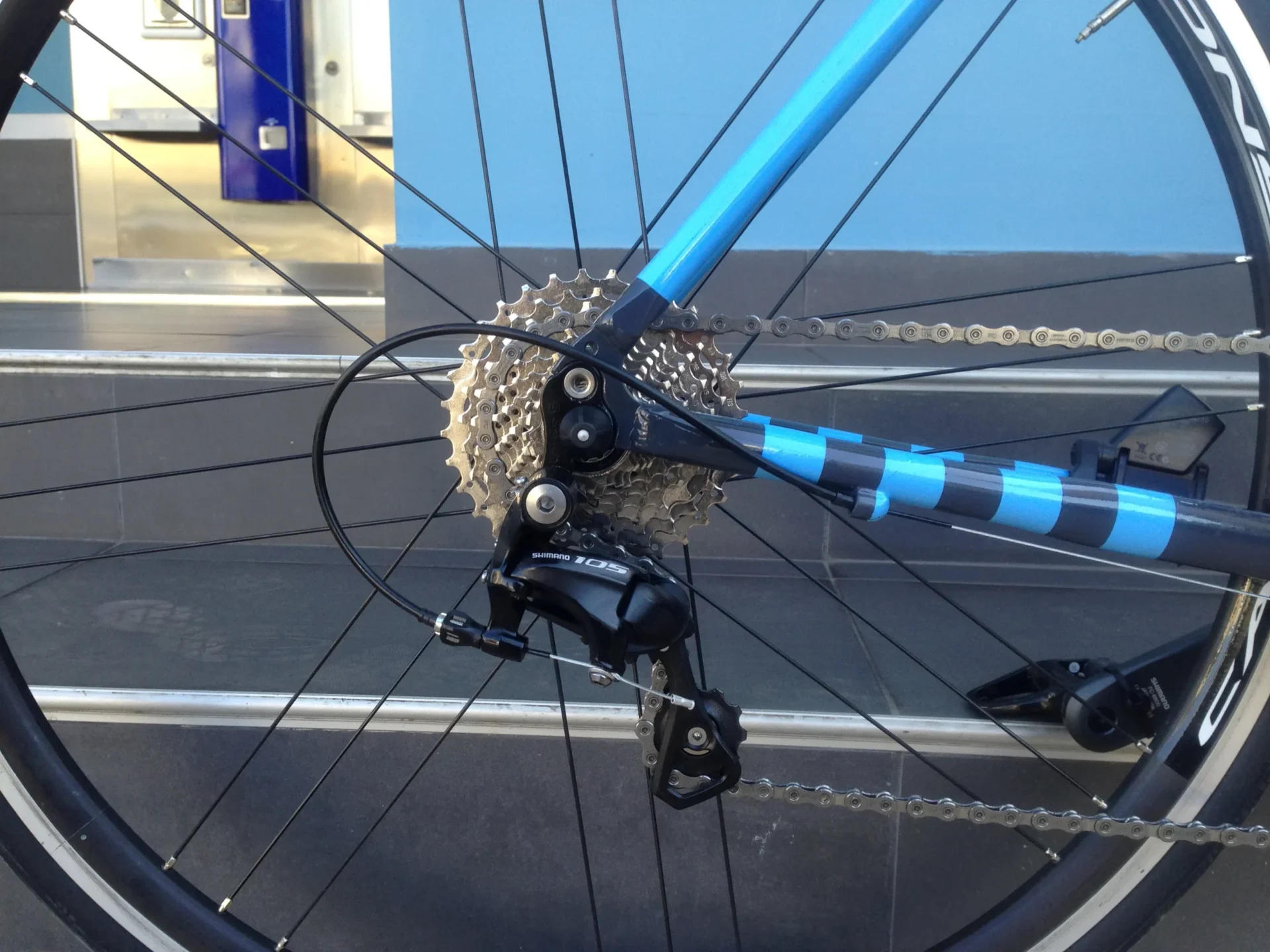 Custom βαφή σε IDEAL STAGE από Athens Custom Bicycles